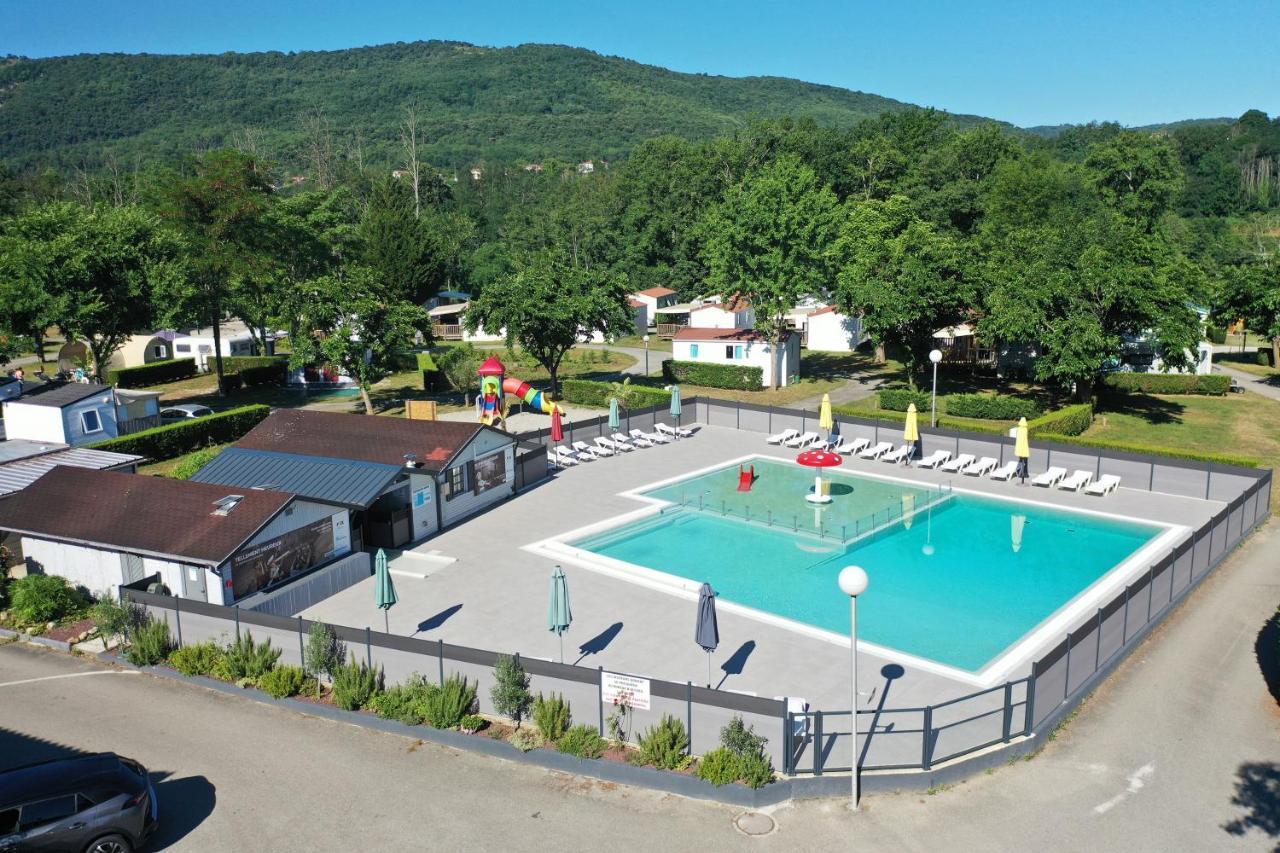 פואה Camping Du Lac מראה חיצוני תמונה