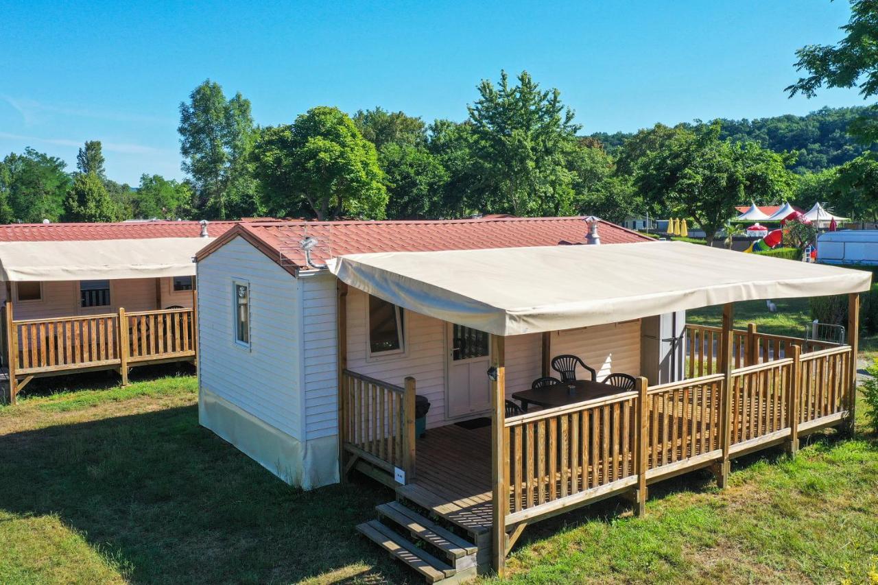 פואה Camping Du Lac מראה חיצוני תמונה