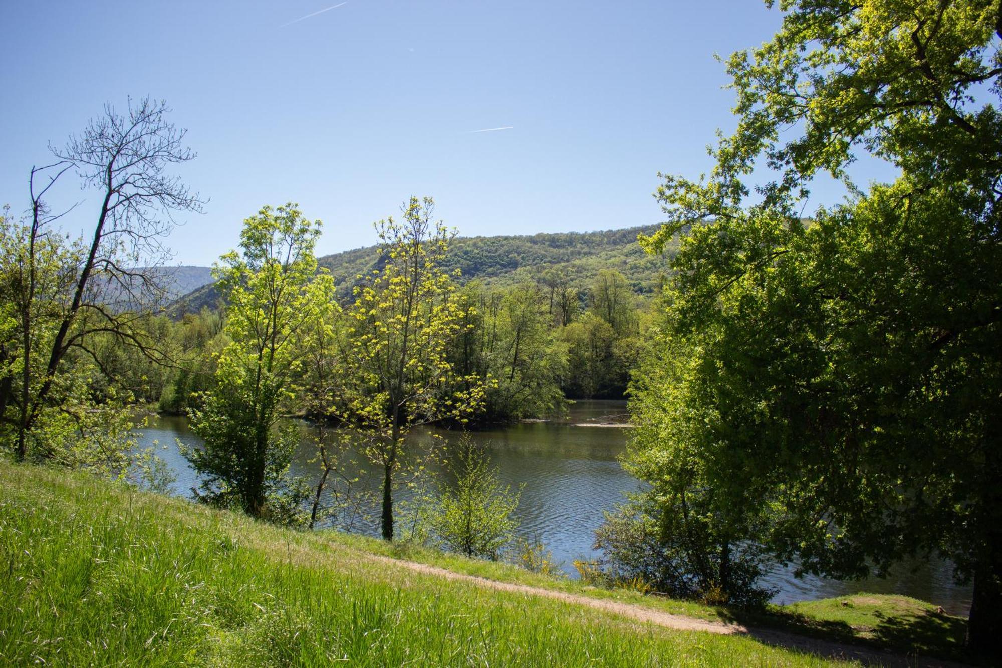 פואה Camping Du Lac מראה חיצוני תמונה